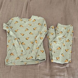 Gray GAP Kids Pajamas with Pizza Print